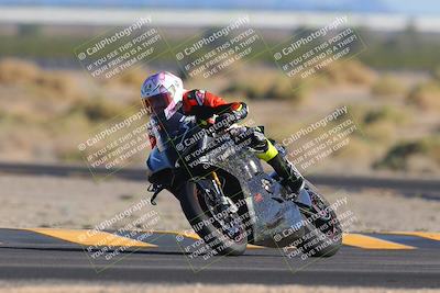 media/Nov-06-2023-Moto Forza (Mon) [[ce023d0744]]/3-Intermediate Group/Session 5 (Turn 4)/